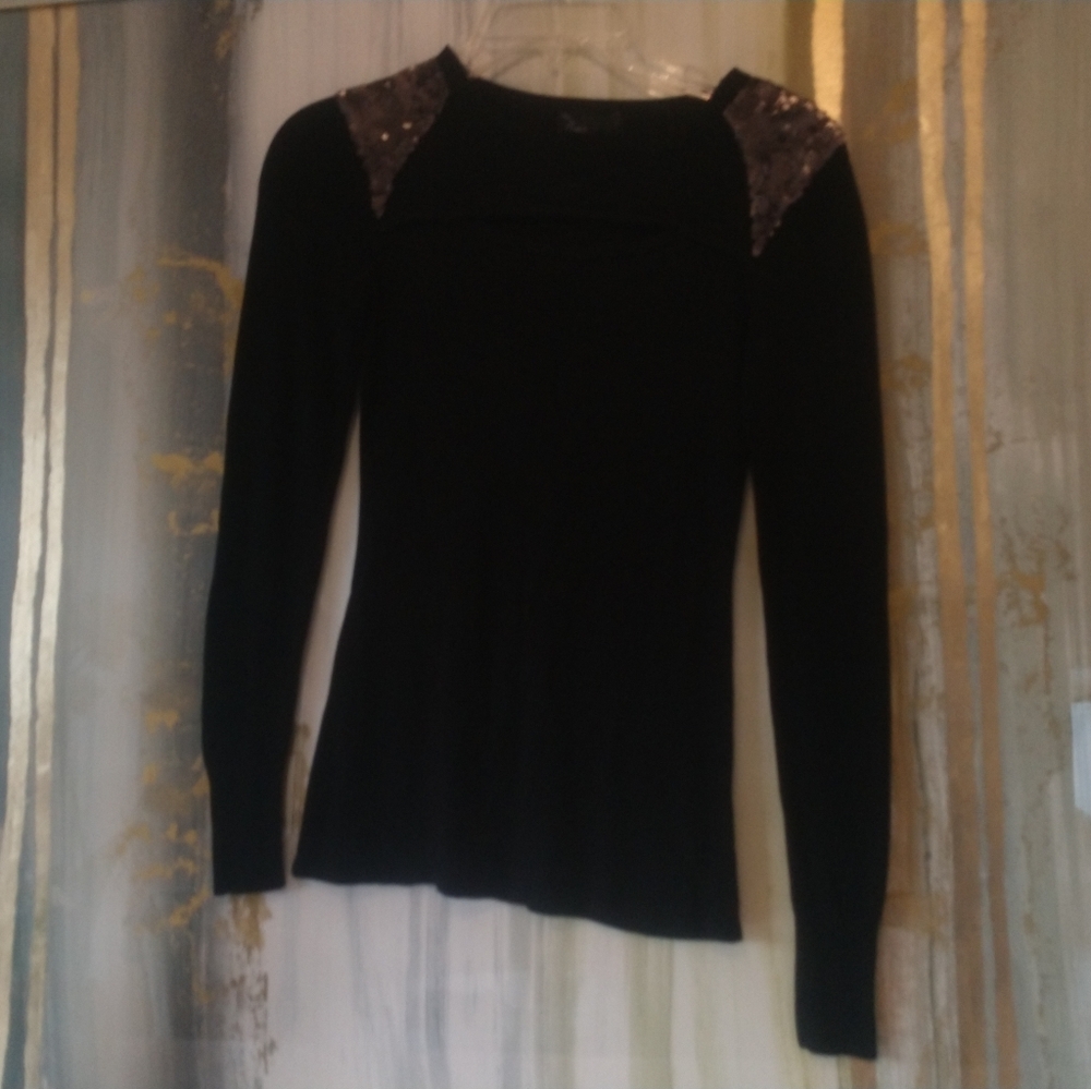 Noir top